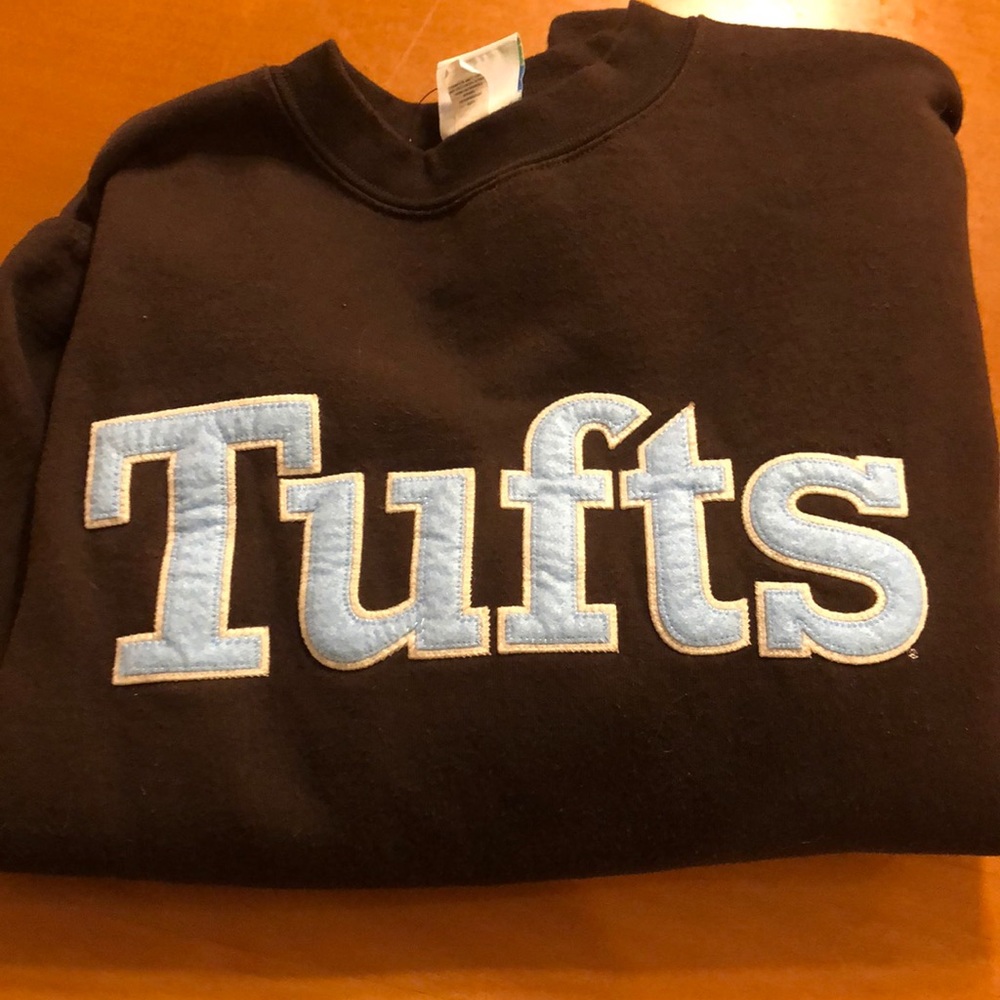 Tufts crewneck